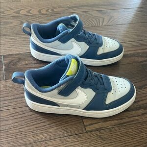 Nike Kids Navy and White Sneakers